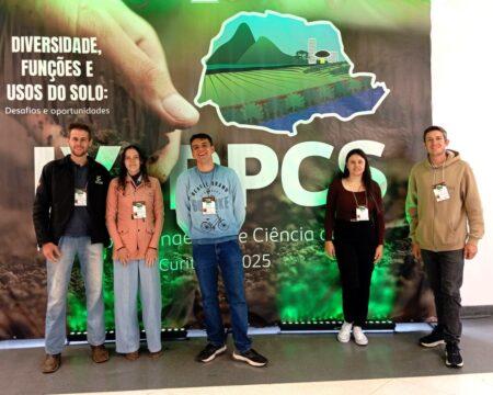 Estudantes de Agronomia apresentam pesquisas do Câmpus Canoinhas