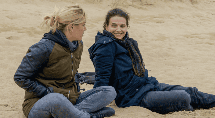 Poster do filme Entre Dois Mundos com Juliette Binoche