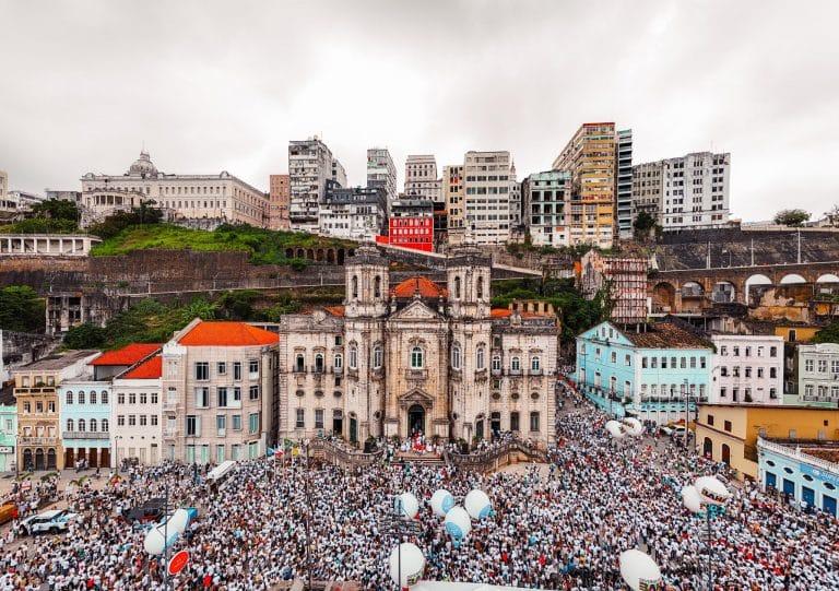 Imagem ilustrativa dos fundos constitucionais sendo utilizados na economia criativa