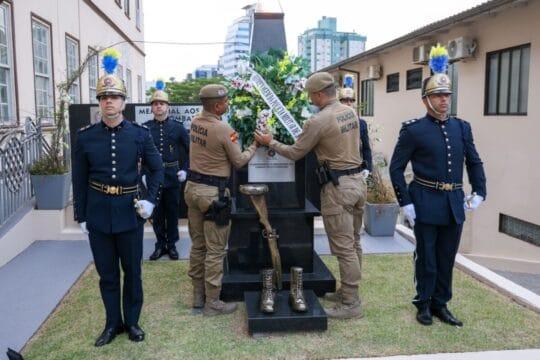 Solenidade em homenagem aos policiais militares em Florianópolis