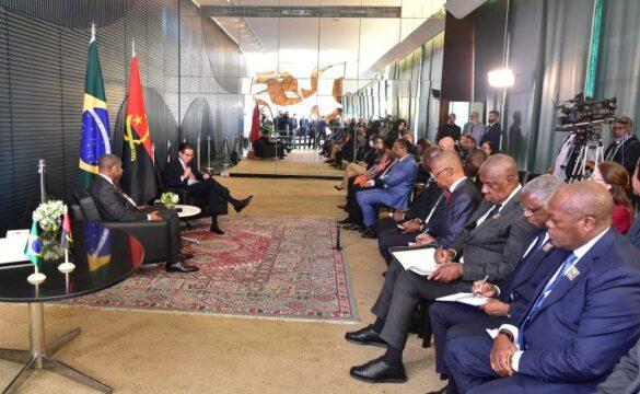 Hugo Motta e João Lourenço apertam as mãos durante reafirmação de parcerias entre Brasil e Angola