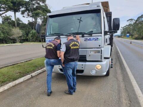 Auditores fiscais identificam irregularidades durante operação da SEF/SC