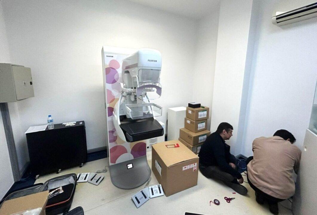 Imagem do novo mamógrafo 3D instalado no Hospital Tereza Ramos em Lages