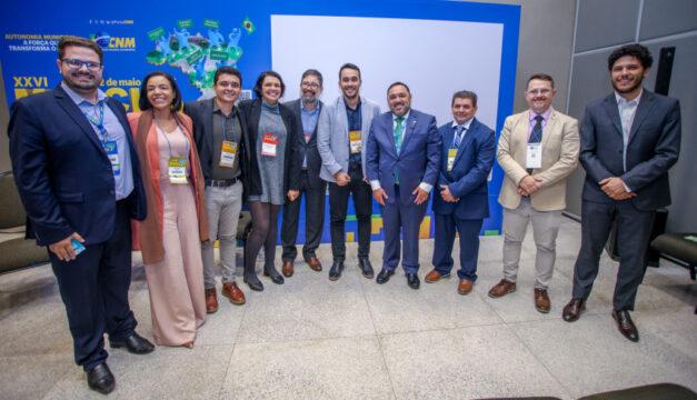 Prefeitos discutindo desenvolvimento territorial na Marcha dos Prefeitos