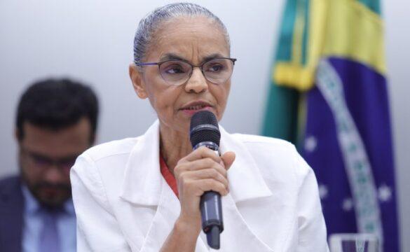 Foto da ministra Marina Silva na audiência da Comissão de Agricultura