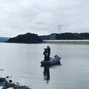 imagem de peixes no Rio Uruguai