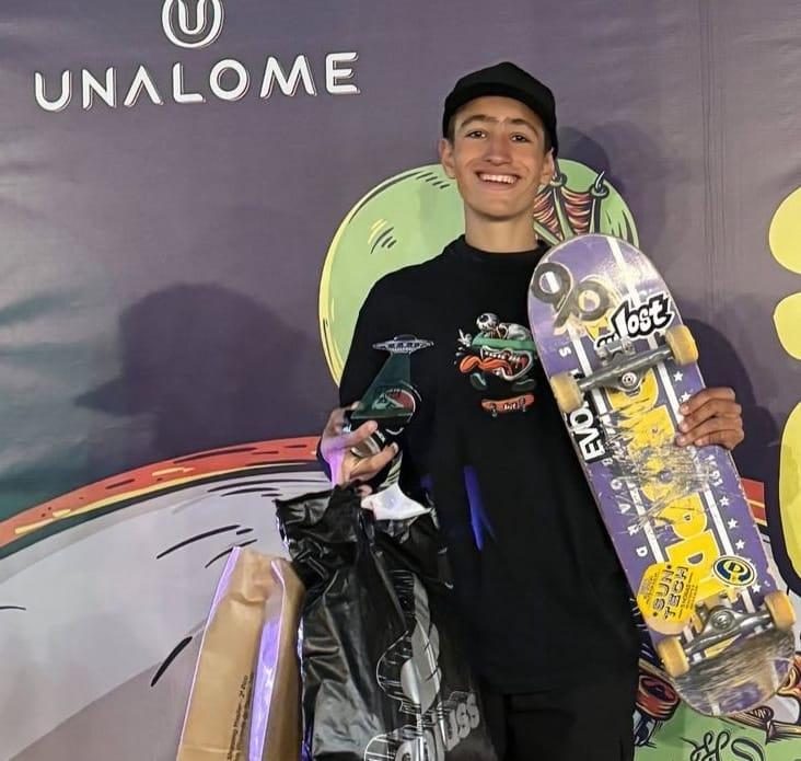 Nicolas Falcão skatista brasileiro