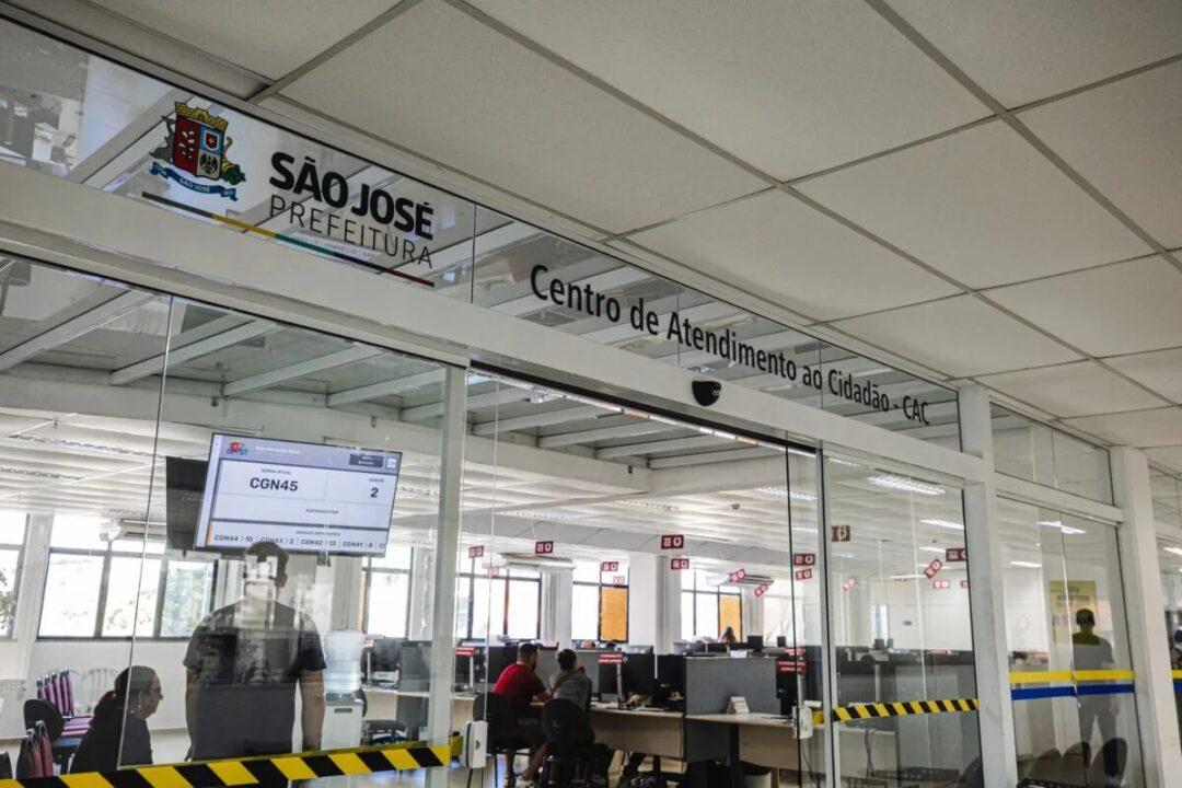 Pagamento de taxas com desconto em São José