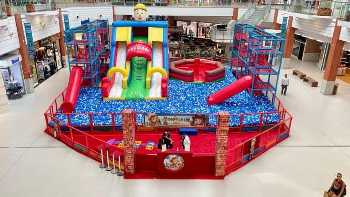 Imagem do Parque Temático 'Pinóquio e Amigos' no Floripa Shopping