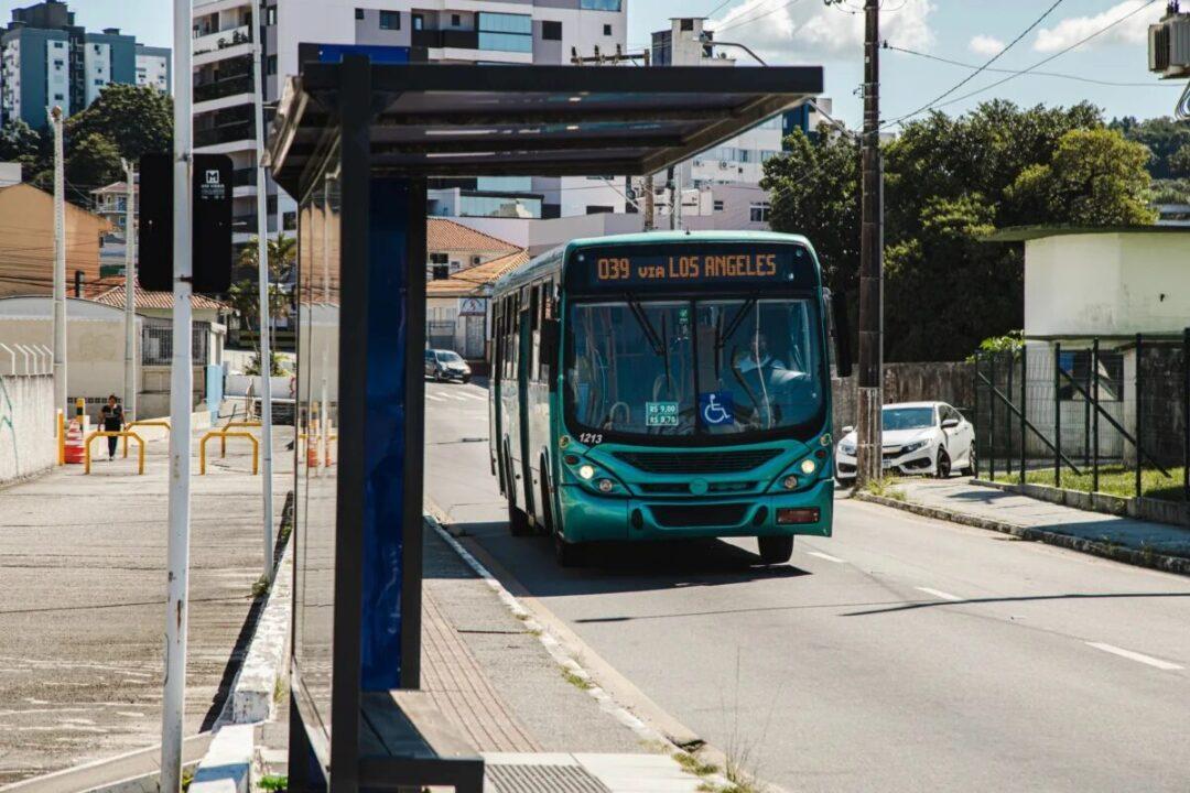Pesquisa sobre transporte coletivo em São José