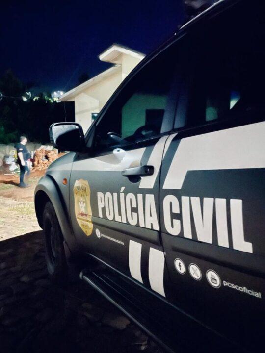Mulher presa em operação policial
