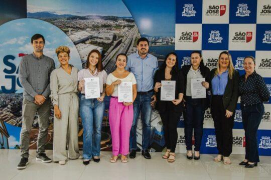 Novos profissionais da Saúde sendo empossados em São José