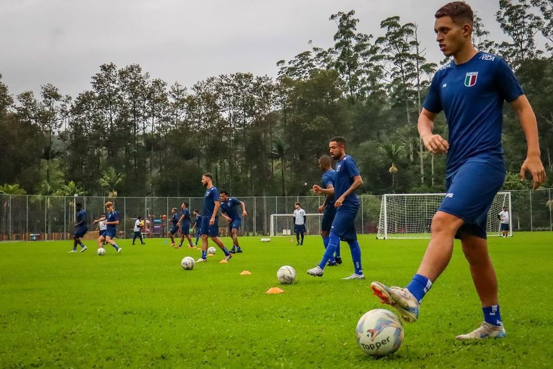 Blumenau Esporte Clube - Preparação e Expectativas