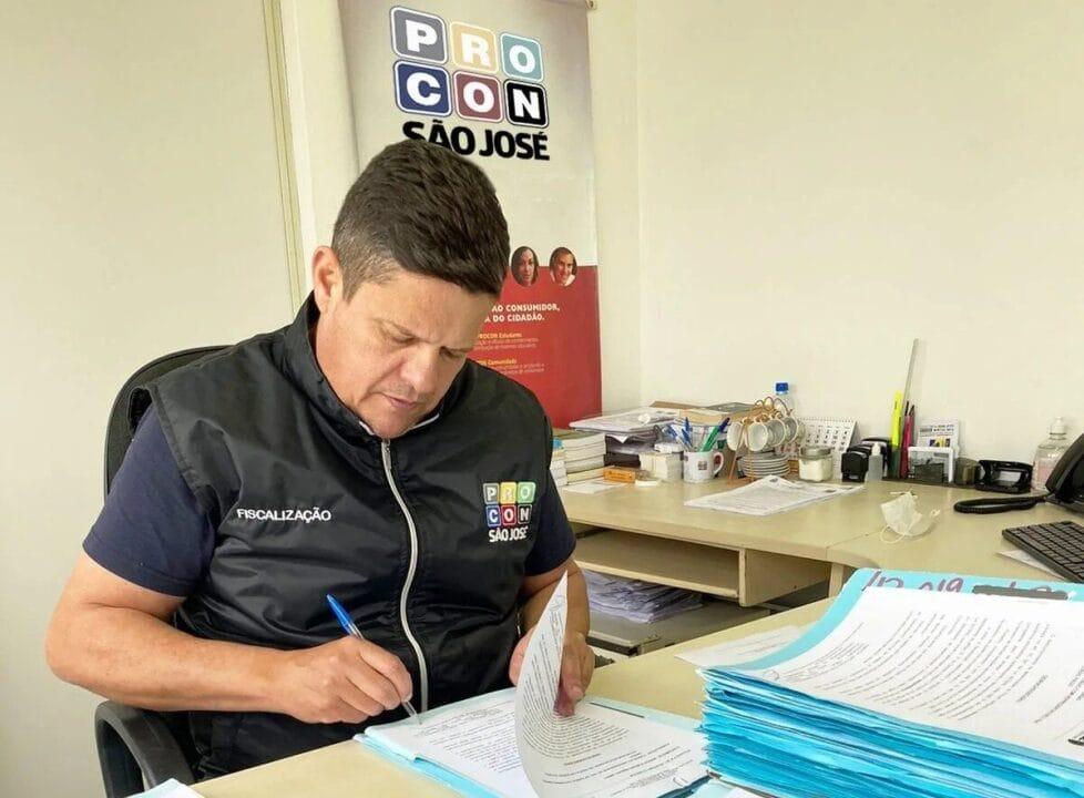 Imagem representativa do Procon de São José e descontos indevidos no INSS