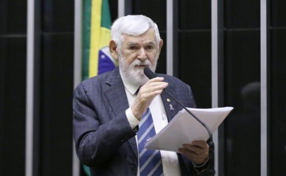 Proteção a pessoas idosas