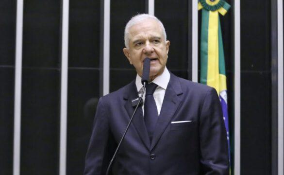 Imagem ilustrativa sobre regulamentação de combustíveis