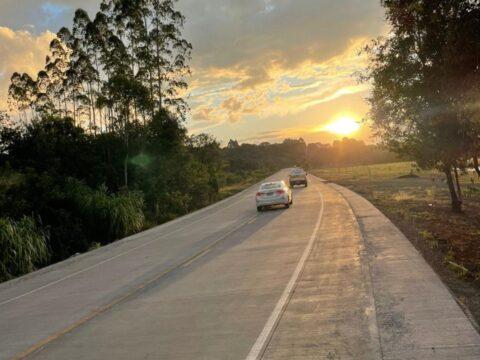 Pavimentação em concreto na SC-477