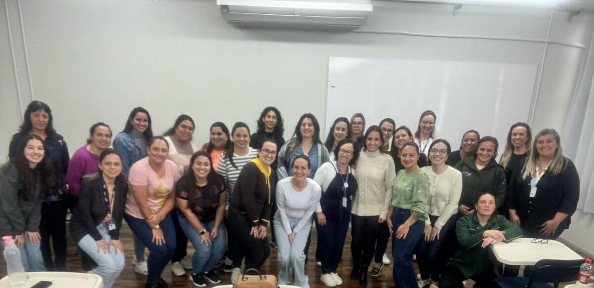 Profissionais em reunião discutem estratégias de saúde na região da Serra de Santa Catarina