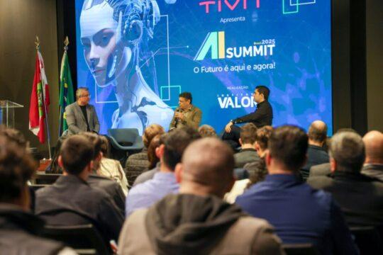 Governo de Santa Catarina participando do AI Summit Brasil em Florianópolis