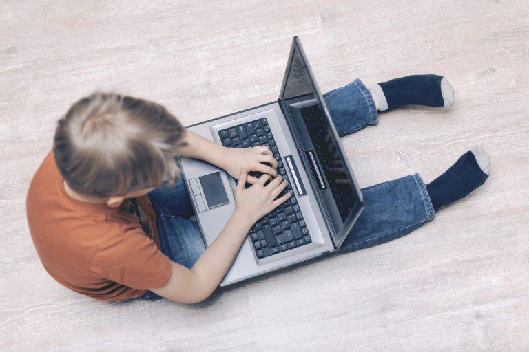 Ambientes Digitais e Saúde Mental