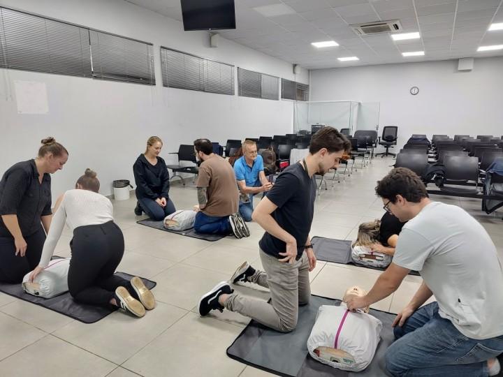 Treinamento de servidores do TJSC para situações de emergência