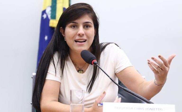 Narguilé para menores de 18 anos