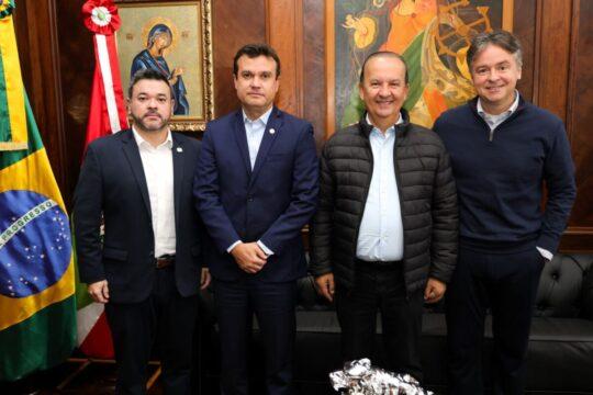 ACATE e Governo de Santa Catarina promovem inovação e tecnologia no estado