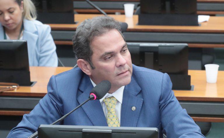 Uso de recursos do Fundo Social para projetos sociais, habitação popular e calamidades públicas