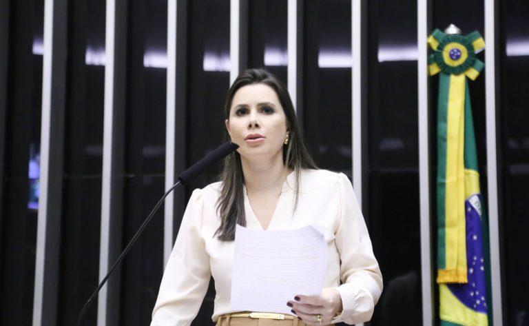 Ilustração de contrato de aluguel sendo encerrado