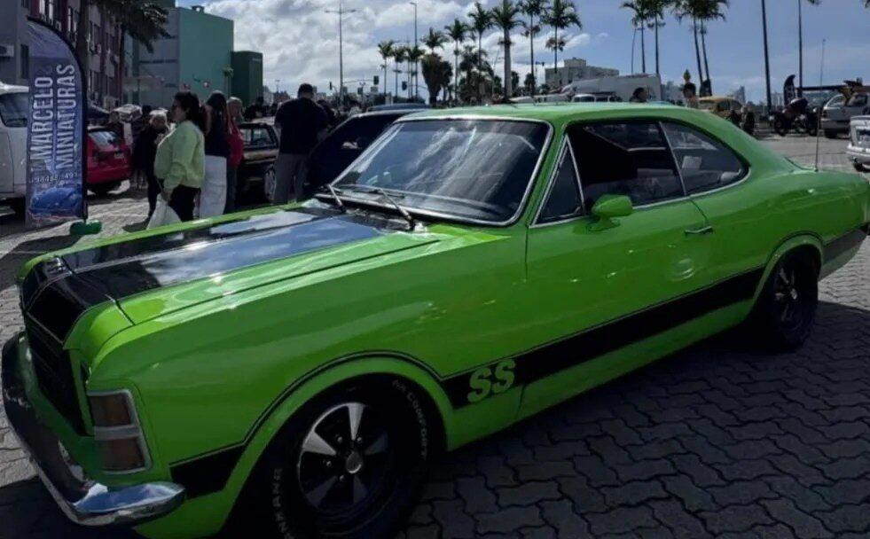 Encontro de Carros Antigos em São José