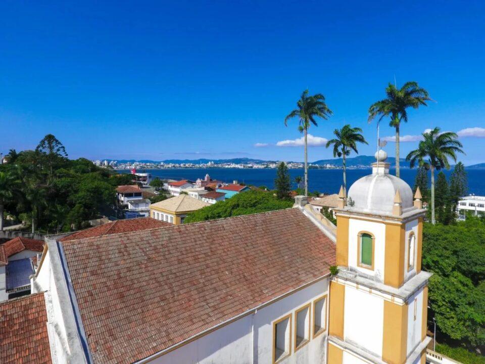 Imagem do evento de escuta pública em São José sobre a Política Nacional Aldir Blanc de Fomento à Cultura