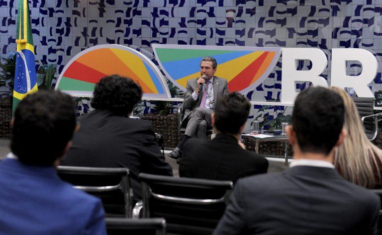 Deputado Fausto Pinato no evento do BRICS