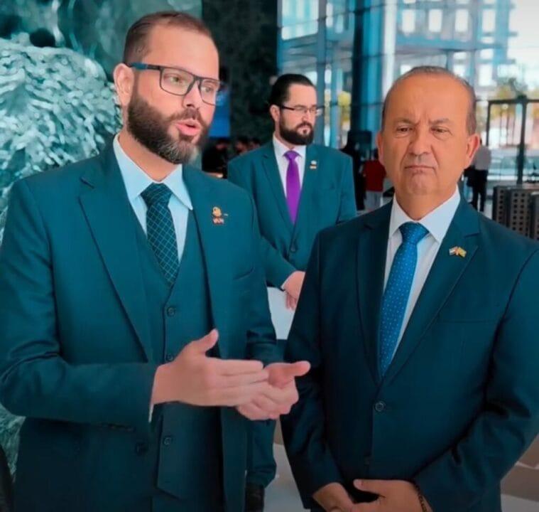 Governador Jorginho Mello e senador Jorge Seif Júnior em evento político
