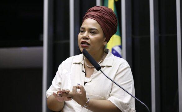 Inclusão de diretrizes para uma educação antirracista no novo Plano Nacional de Educação (PNE)