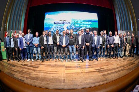 Governador Jorginho Mello conclui programa com entregas em Blumenau