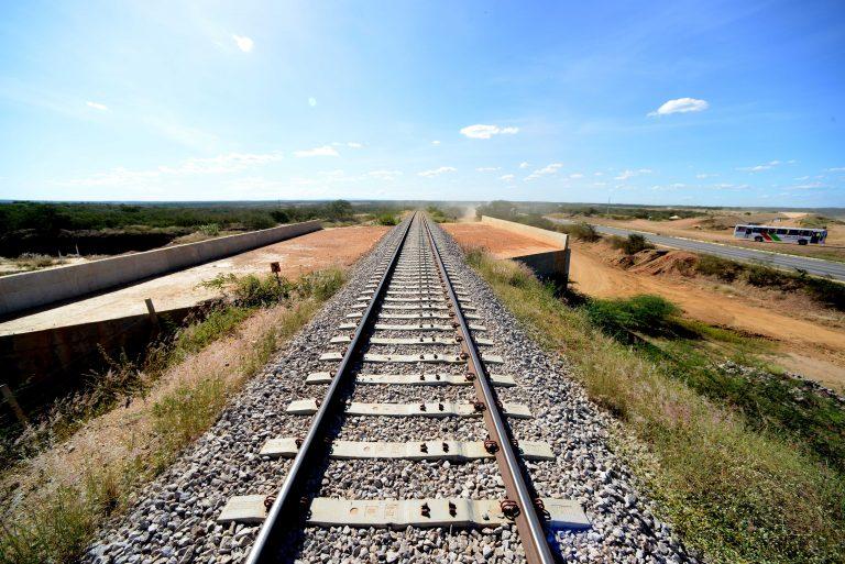 Crédito suplementar para desenvolvimento ferroviário
