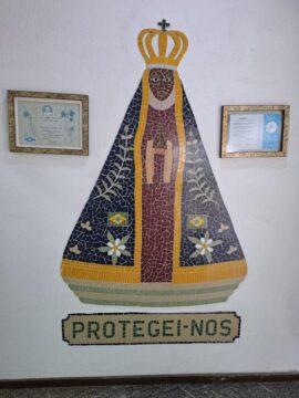 Obras restauradas da artista Nicole Ulian de Freitas na Capela Nossa Senhora Aparecida