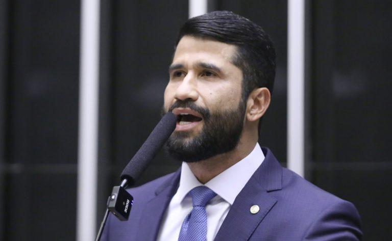 Projeto de Lei sobre a Lei Orgânica das Polícias Civis