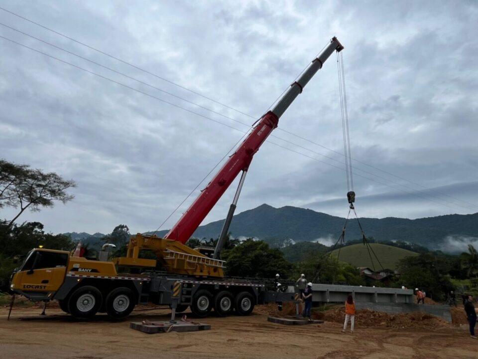 Ponte de concreto em Manteiga, São João Batista