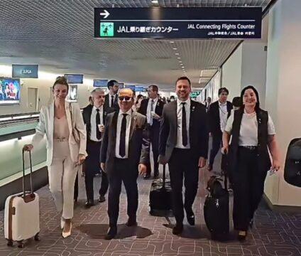 Prefeito e governador em viagem internacional