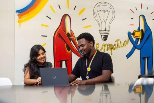 Jovens conectados à transição energética