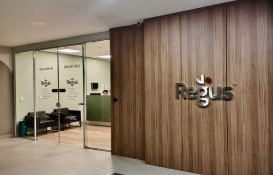 Escritório de Coworking Régus no Floripa Shopping