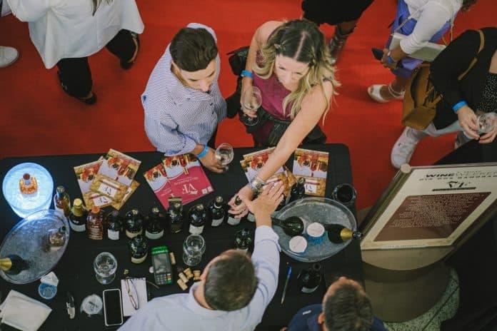 Vista da Praça de Eventos durante o Wine Weekend
