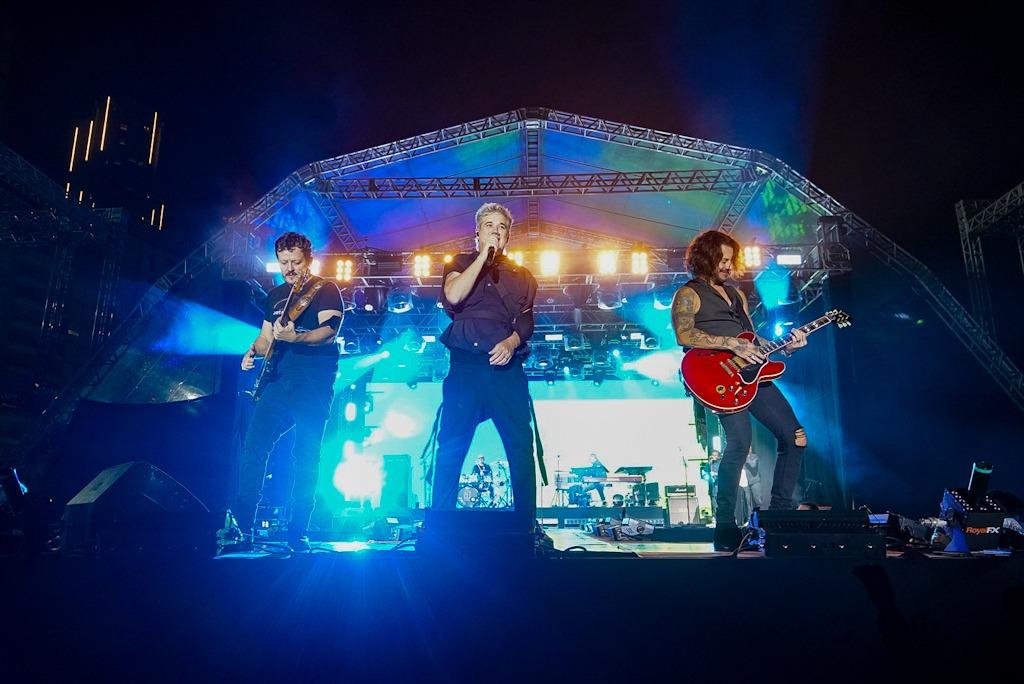 Show nacional na Praia Central de Balneário Camboriú