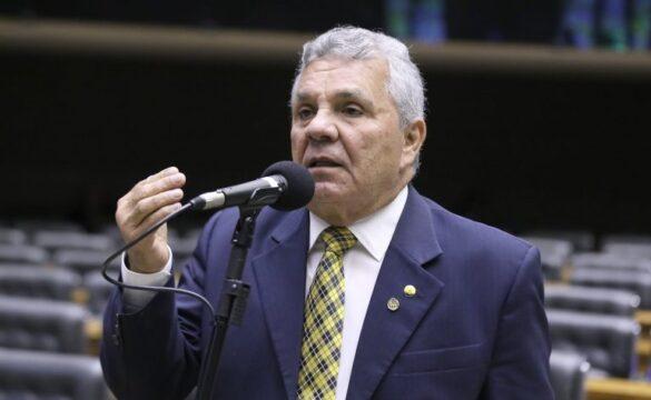 Ilustração representando a votação do projeto de lei na Câmara dos Deputados