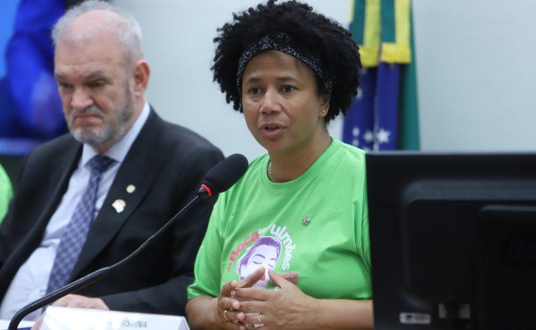 Imagem ilustrativa sobre a importância do diagnóstico precoce do câncer de cabeça e pescoço