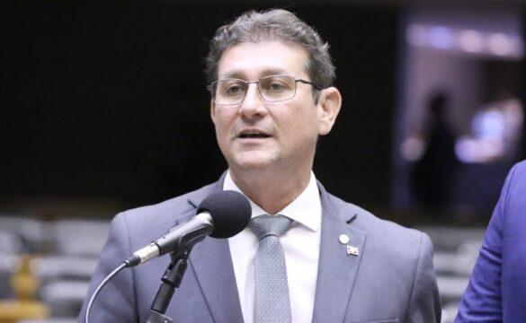 Desconto em voo para acompanhantes de passageiros com necessidades especiais