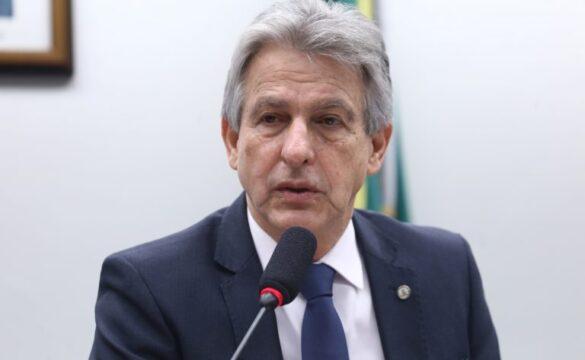 Estudantes debatem sobre o Fundo de Financiamento Estudantil