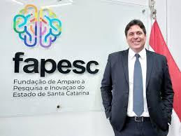 Imagem ilustrativa de multa aplicada pela Fapesc
