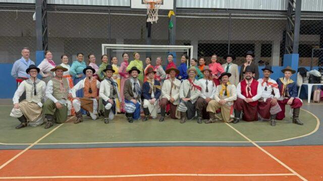 Grupo Querência Açoriana - Danças Campesinas